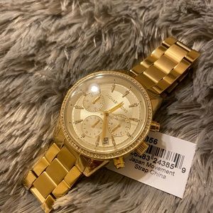 BRAND NEW MK WATCH- FINAL SALE
